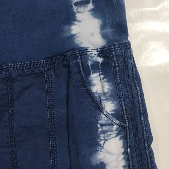 Calvin Klein Performance Tie Dye Capris - Picture 4 of 14